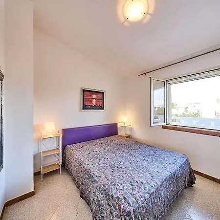 Holiday home Pochi Passi Dalle Splendide Spiagge Di Baia