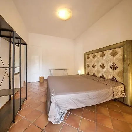 Holiday home Pochi Passi Dalle Splendide Spiagge Di Baia